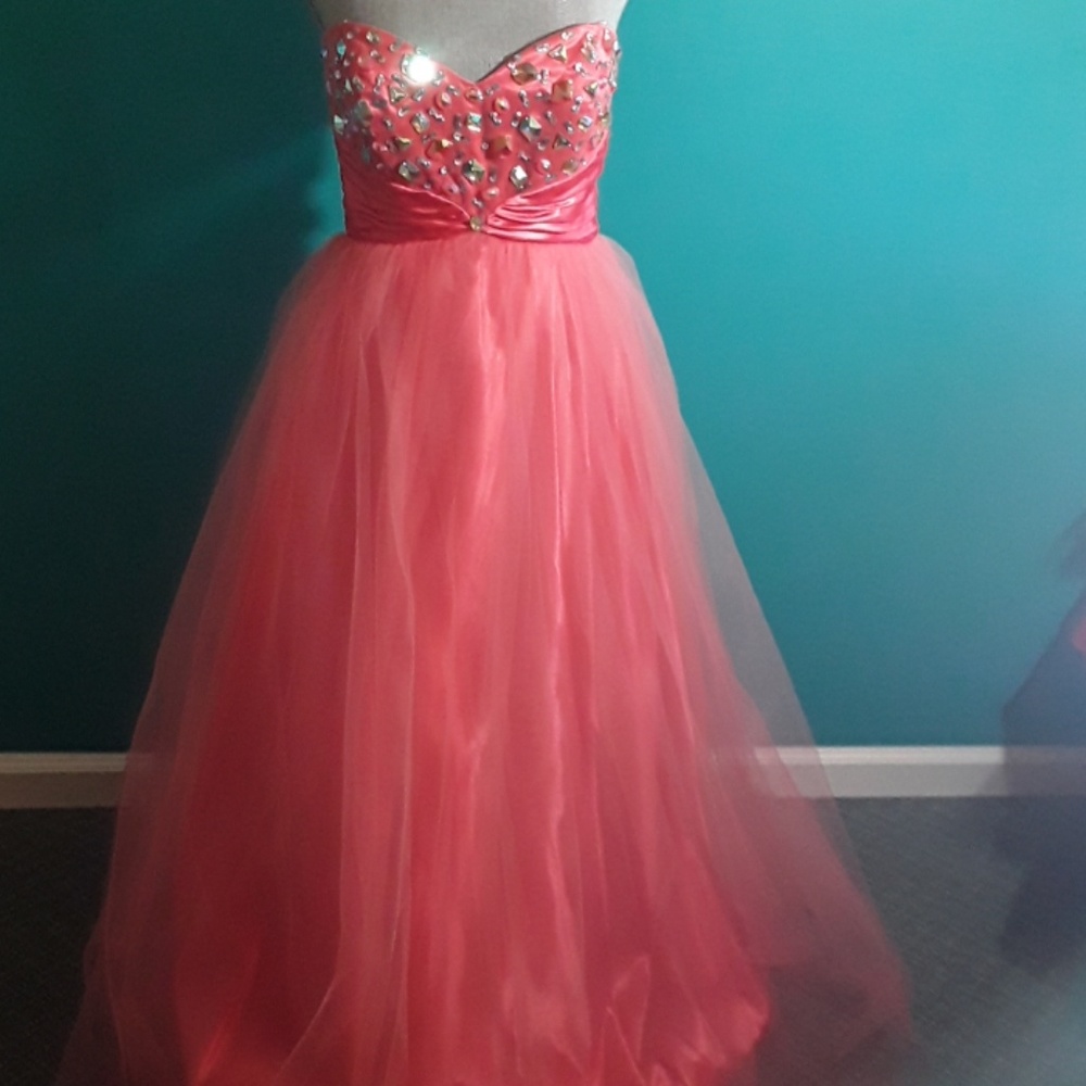 Melon gown with gemstone